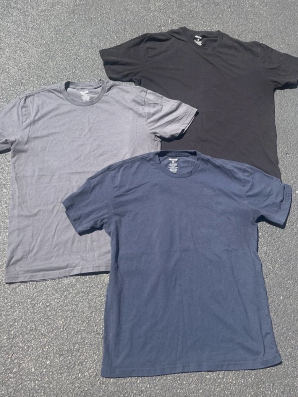 BUNDLE Mens True Classic T-Shirts Large - 3 shirts: black, navy, grey